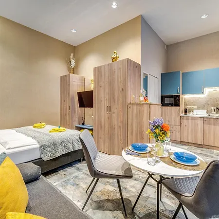 Magic Blue In Downtown * Budapeszt