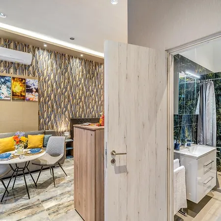 Magic Blue In Downtown