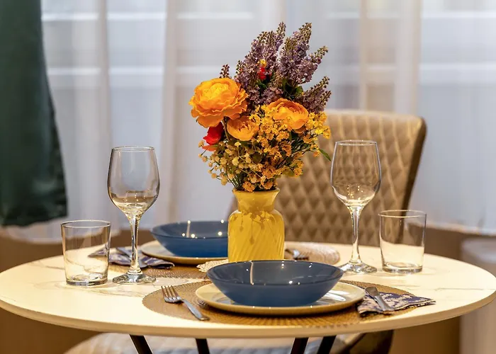 Magic Blue In Downtown * Budapesta