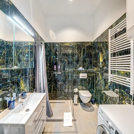 Magic Blue In Downtown